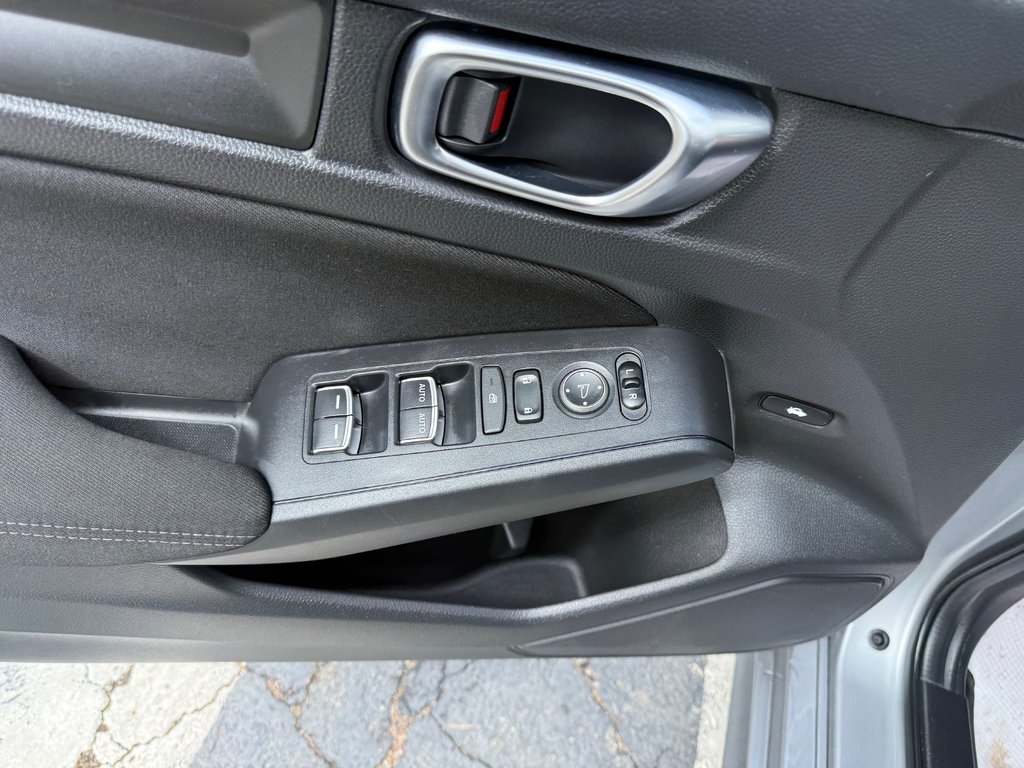 2022 Honda CIVIC LX, keyless entry, backup camera, Bluetooth in Kentville, Nova Scotia - 8 - w1024h768px