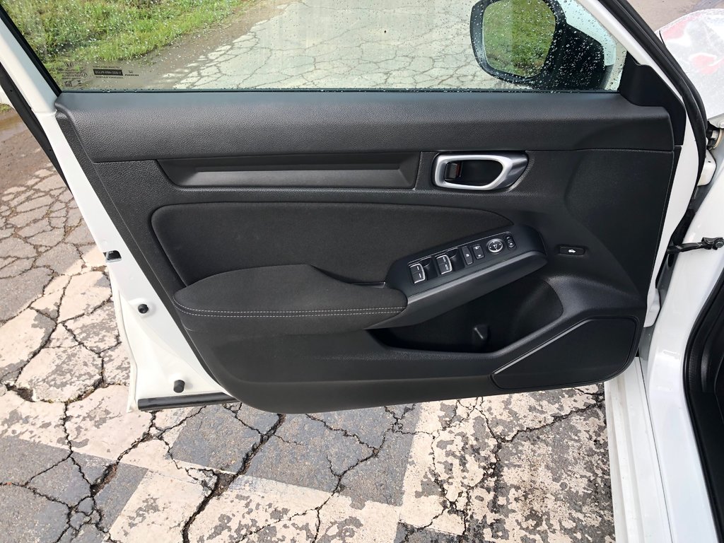 Honda Civic LX-B - hands free, cruise control, reverse camera 2023 à Kentville, Nouvelle-Écosse - 16 - w1024h768px