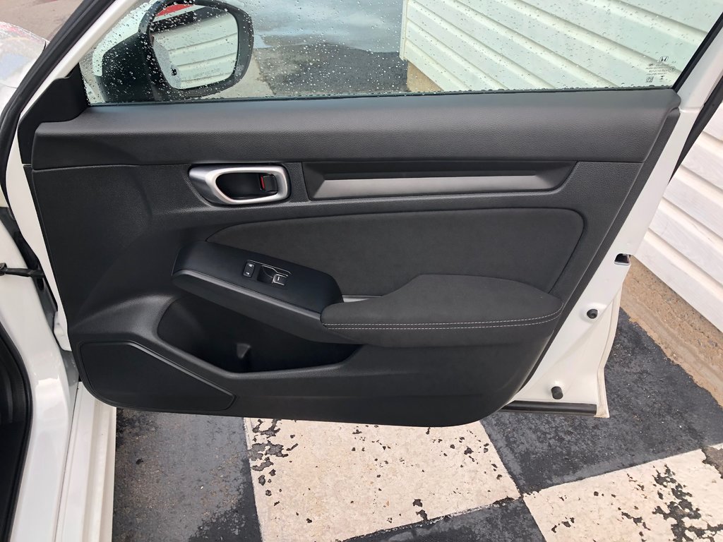 Honda Civic LX-B - hands free, cruise control, reverse camera 2023 à Kentville, Nouvelle-Écosse - 22 - w1024h768px