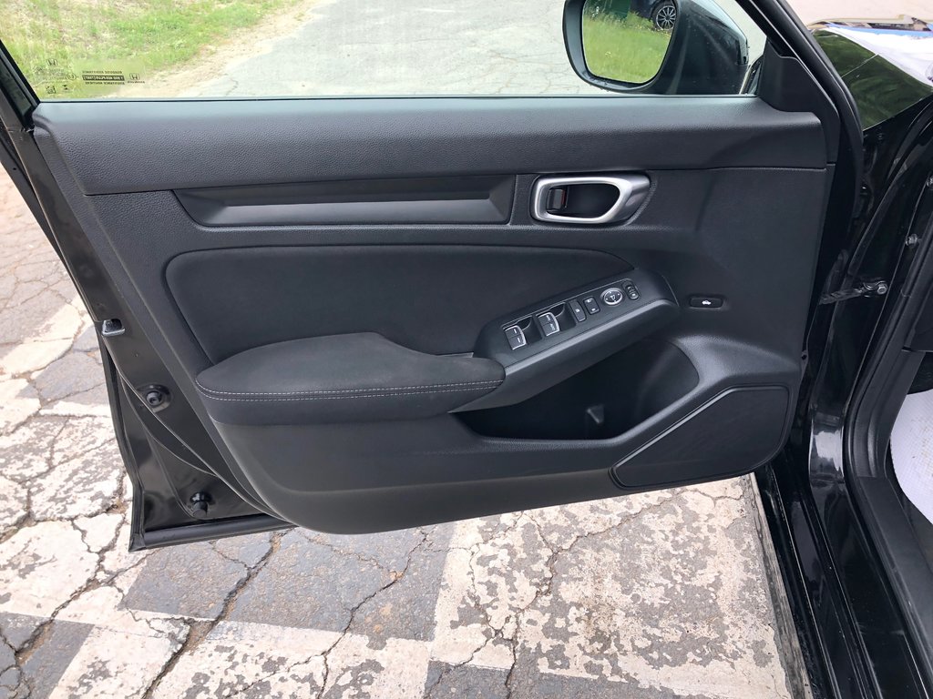 2023 Honda Civic LX - reverse camera, hands free, lane assist in Kentville, Nova Scotia - 15 - w1024h768px