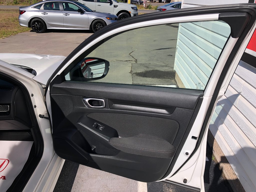 Honda Civic Sport - Reverse Camera, Carplay, Heated Seats 2023 à COLDBROOK, Nouvelle-Écosse - 25 - w1024h768px