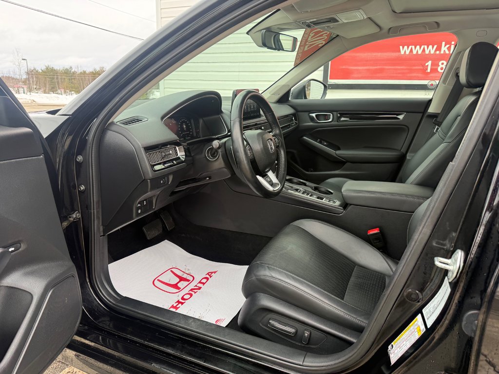 Honda CIVIC Touring, keyless entry, backup camera, Bluetooth 2023 à COLDBROOK, Nouvelle-Écosse - 9 - w1024h768px