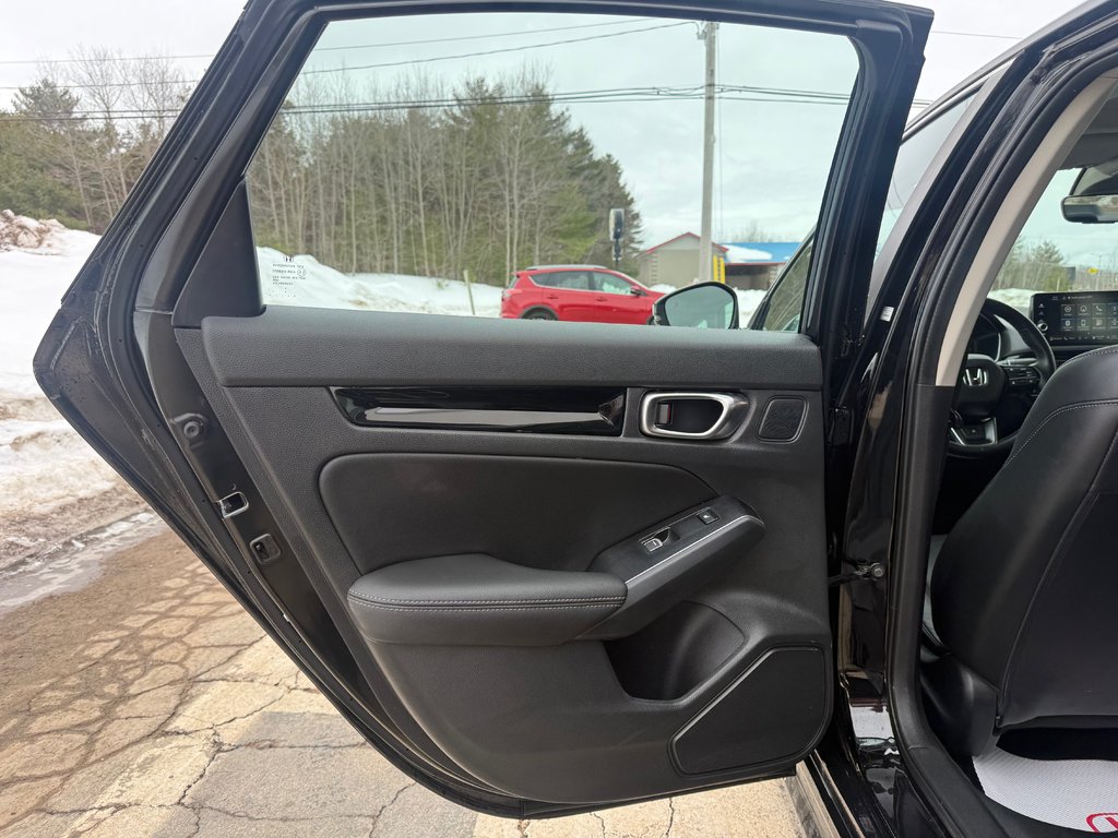 Honda CIVIC Touring, keyless entry, backup camera, Bluetooth 2023 à COLDBROOK, Nouvelle-Écosse - 14 - w1024h768px