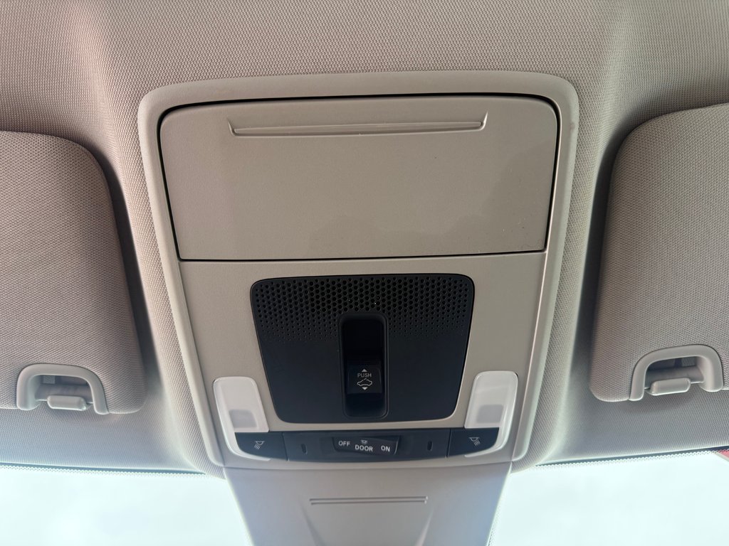 Honda CIVIC Touring, keyless entry, backup camera, Bluetooth 2023 à COLDBROOK, Nouvelle-Écosse - 13 - w1024h768px