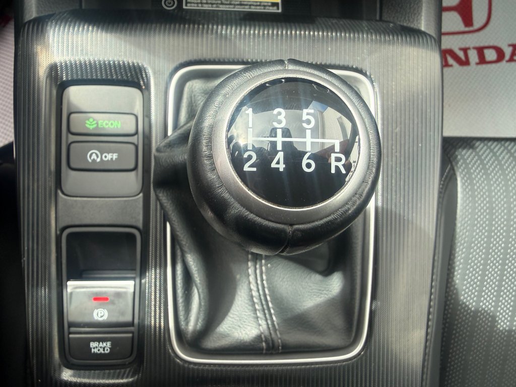 2023 Honda CIVIC Sport Touring, keyless entry, backup camera, Bluet in COLDBROOK, Nova Scotia - 13 - w1024h768px