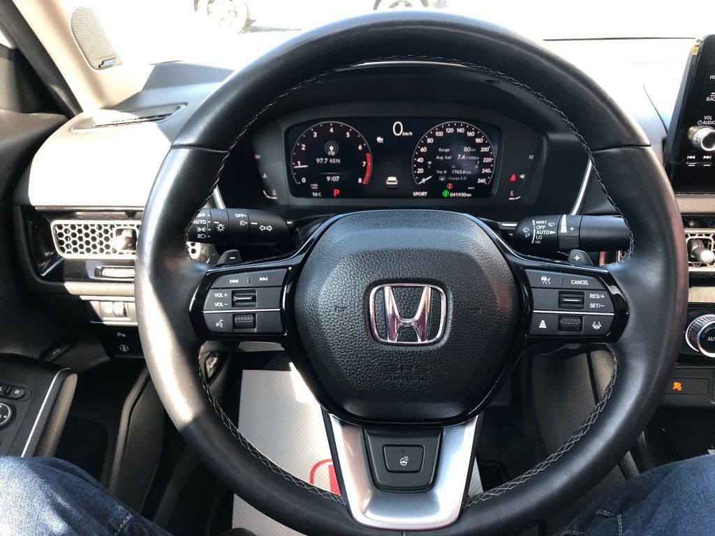 2024 Honda Civic Touring - power seats, hands free, reverse camera in Kentville, Nova Scotia - 9 - w1024h768px