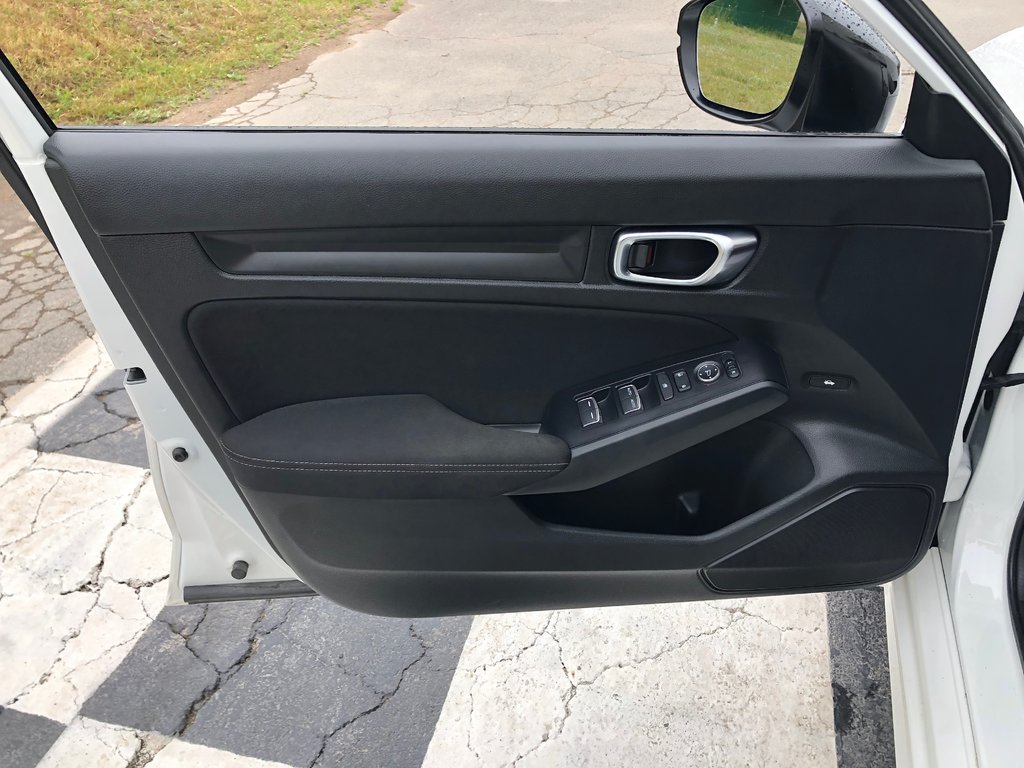 2024 Honda Civic Sport - sunroof, heated seats, hands free, cruise in COLDBROOK, Nova Scotia - 17 - w1024h768px