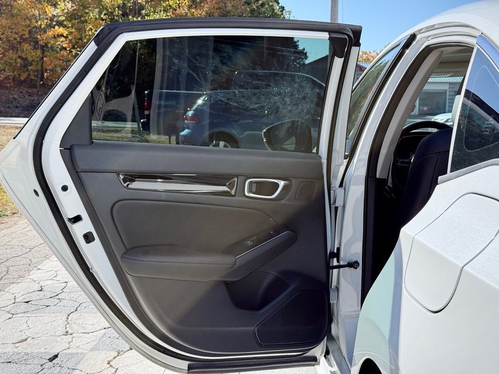 2024 Honda CIVIC Touring, heated seats, navigation, power windows, in COLDBROOK, Nova Scotia - 20 - w1024h768px