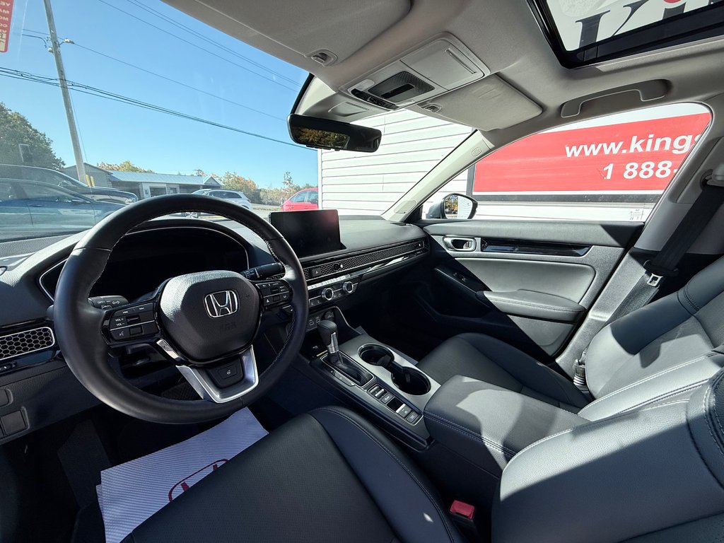 2024 Honda CIVIC Touring, heated seats, navigation, power windows, in COLDBROOK, Nova Scotia - 9 - w1024h768px