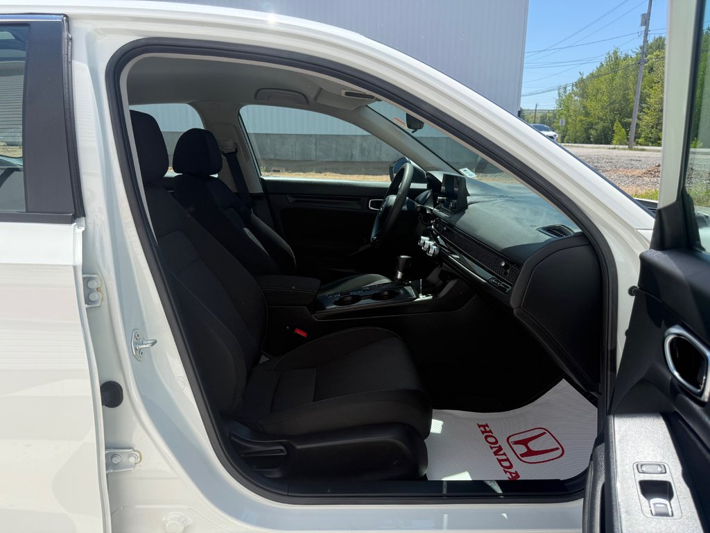 2024 Honda CIVIC LX-B, keyless entry, backup camera, Bluetooth in COLDBROOK, Nova Scotia - 19 - w1024h768px