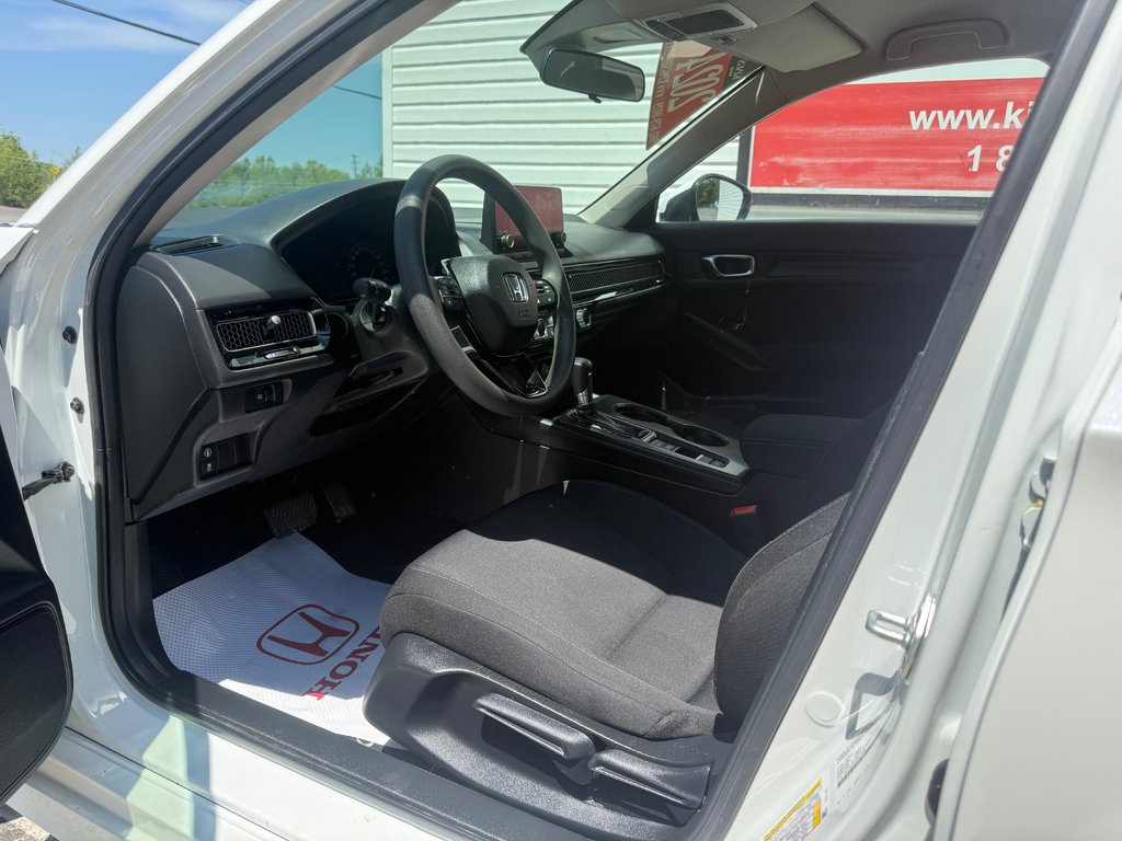 2024 Honda CIVIC LX-B, keyless entry, backup camera, Bluetooth in COLDBROOK, Nova Scotia - 9 - w1024h768px