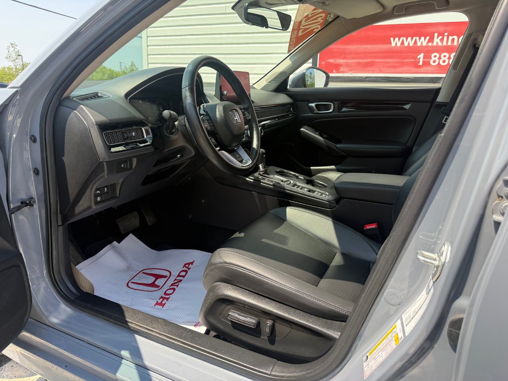 2024 Honda CIVIC Touring, keyless entry, backup camera, Bluetooth in COLDBROOK, Nova Scotia - 9 - w1024h768px