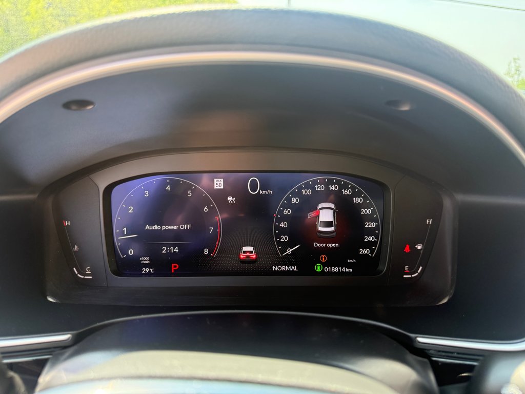 2024 Honda CIVIC Touring, keyless entry, backup camera, Bluetooth in COLDBROOK, Nova Scotia - 11 - w1024h768px