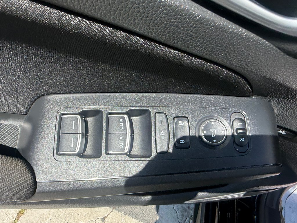 Honda CIVIC Sport, keyless entry, backup camera, Bluetooth 2024 à COLDBROOK, Nouvelle-Écosse - 8 - w1024h768px