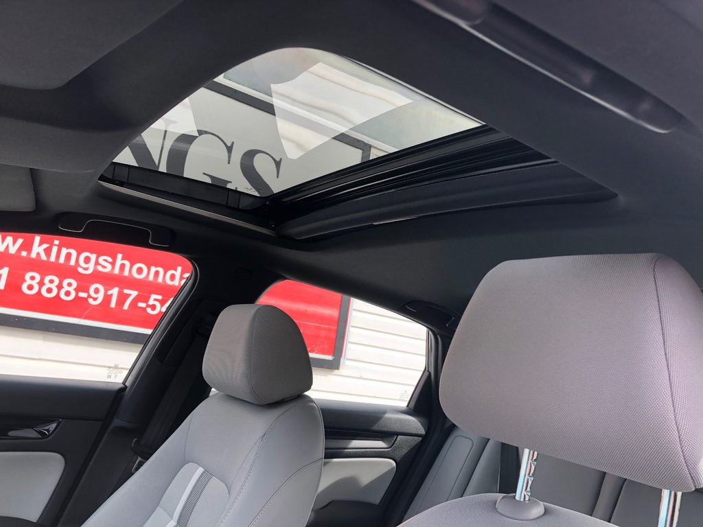 2025 Honda Civic Hybrid Sport Touring - Sunroof, Reverse Camera, Carplay in COLDBROOK, Nova Scotia - 18 - w1024h768px