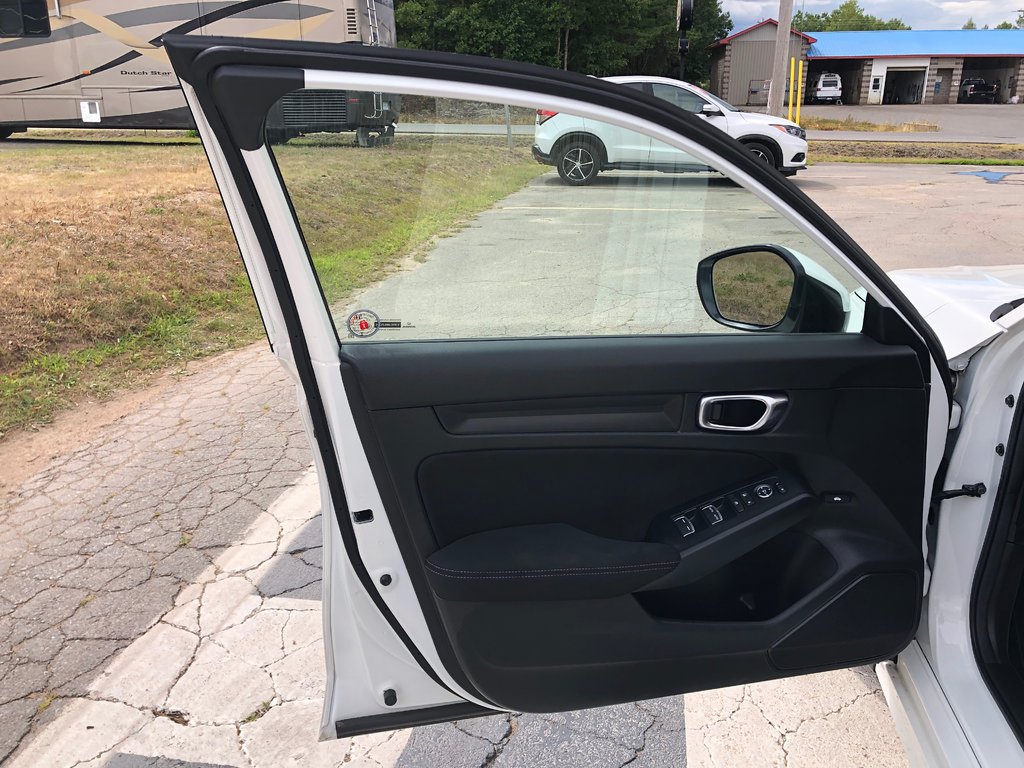 2025 Honda Civic LX - Reverse Camera, Lane Assist, Carplay, AC in COLDBROOK, Nova Scotia - 7 - w1024h768px