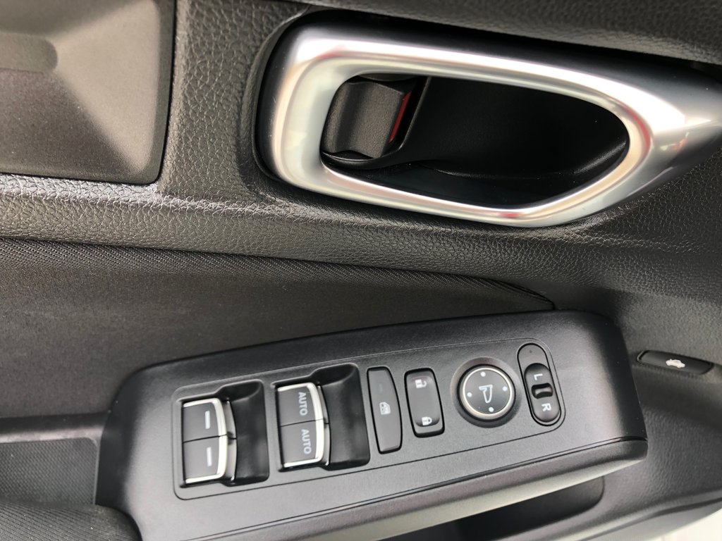 2025 Honda Civic LX - Reverse Camera, Lane Assist, Carplay, AC in COLDBROOK, Nova Scotia - 8 - w1024h768px
