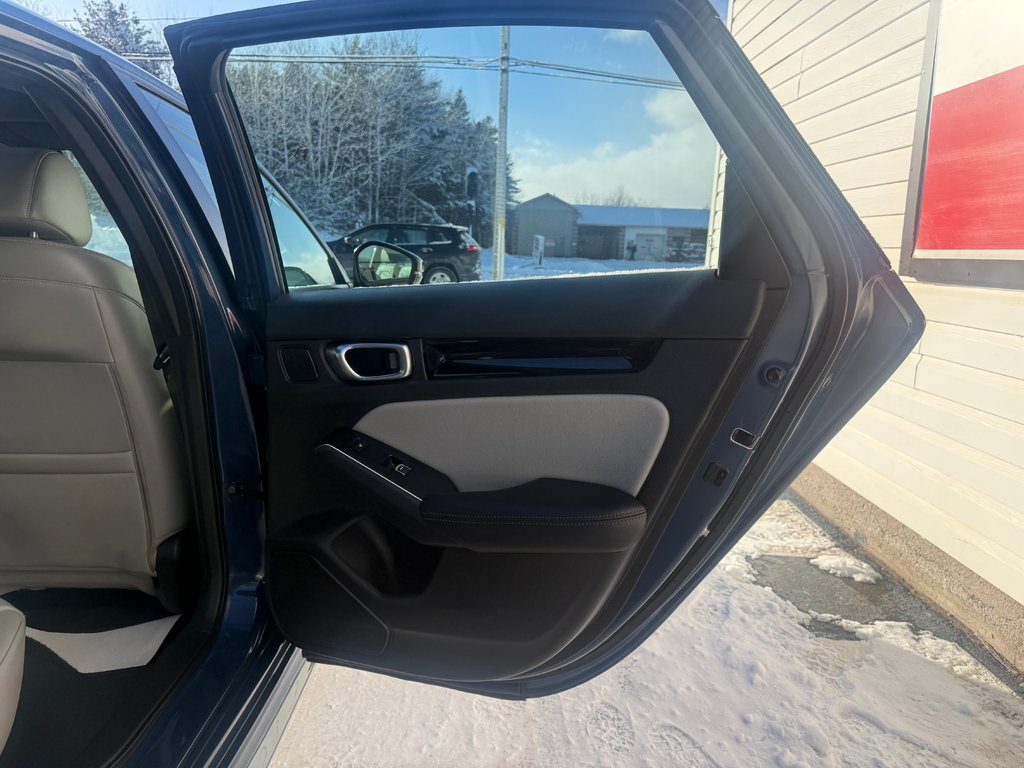 Honda CIVIC Sport, Keyless entry, remote start, backup camera 2025 à Kentville, Nouvelle-Écosse - 17 - w1024h768px