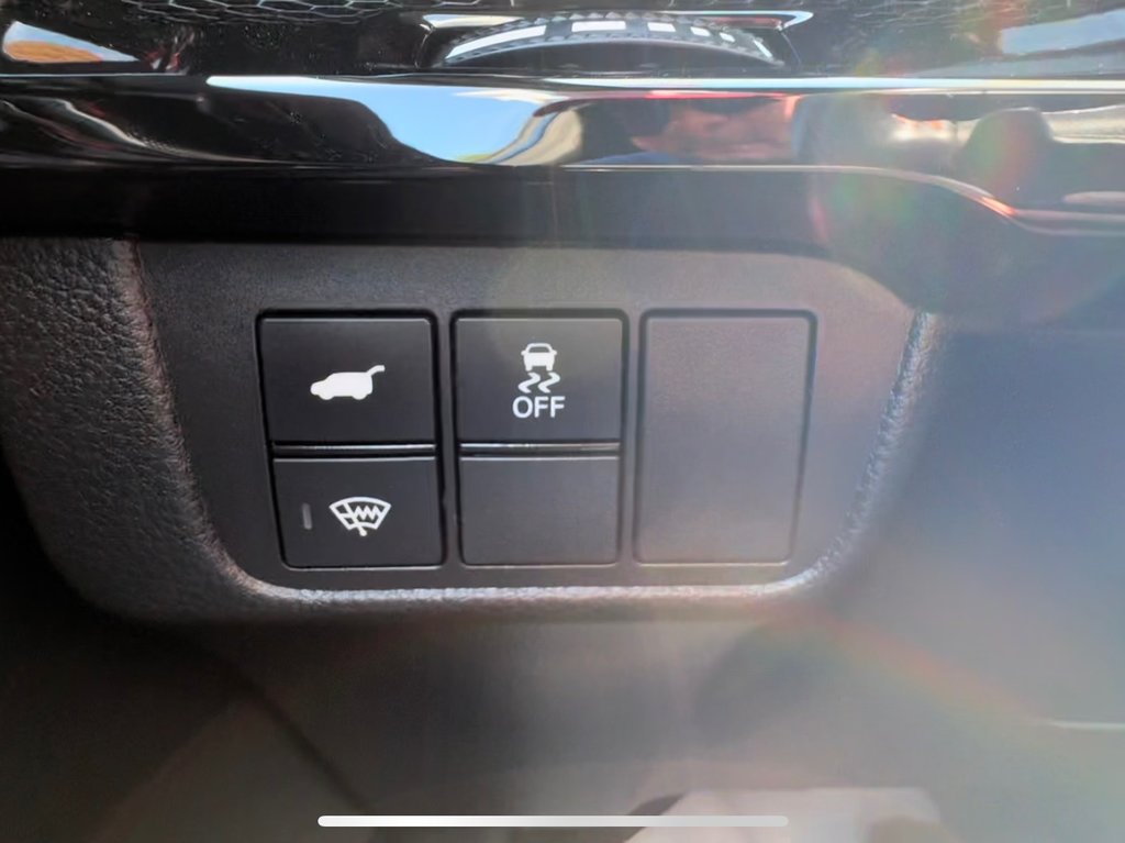 2023 Honda CR-V HYBRID Touring - sunroof, power seats, cruise control a/c in COLDBROOK, Nova Scotia - 9 - w1024h768px