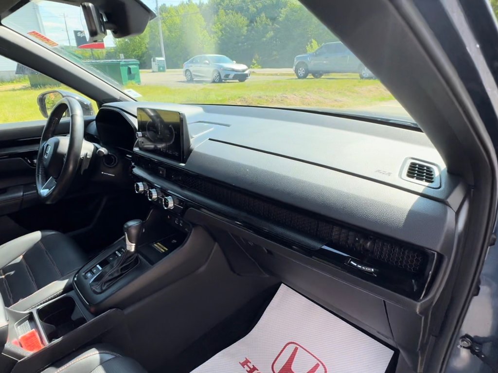 2023 Honda CR-V HYBRID Touring - sunroof, power seats, cruise control a/c in COLDBROOK, Nova Scotia - 25 - w1024h768px