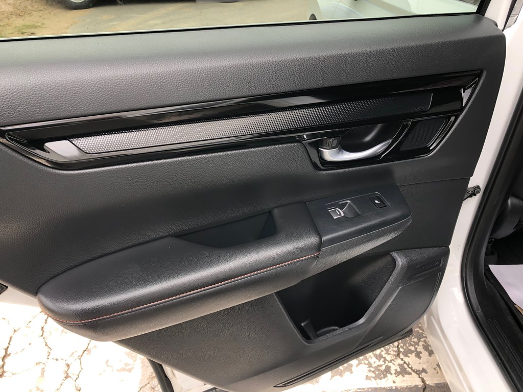 2023 Honda CR-V HYBRID Touring - power & heated seats, dual climate zones in COLDBROOK, Nova Scotia - 21 - w1024h768px