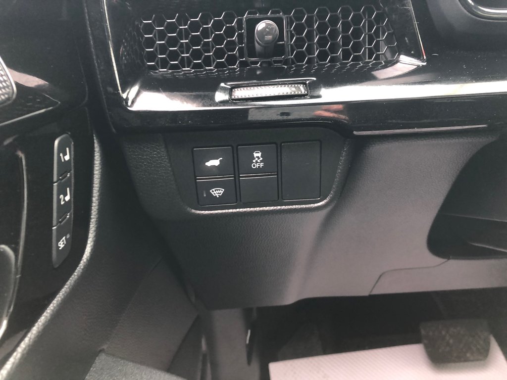 2023 Honda CR-V HYBRID Touring - power & heated seats, dual climate zones in COLDBROOK, Nova Scotia - 8 - w1024h768px