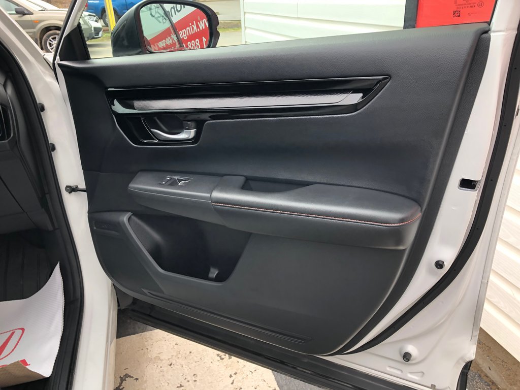 2023 Honda CR-V HYBRID Touring - power & heated seats, dual climate zones in COLDBROOK, Nova Scotia - 24 - w1024h768px