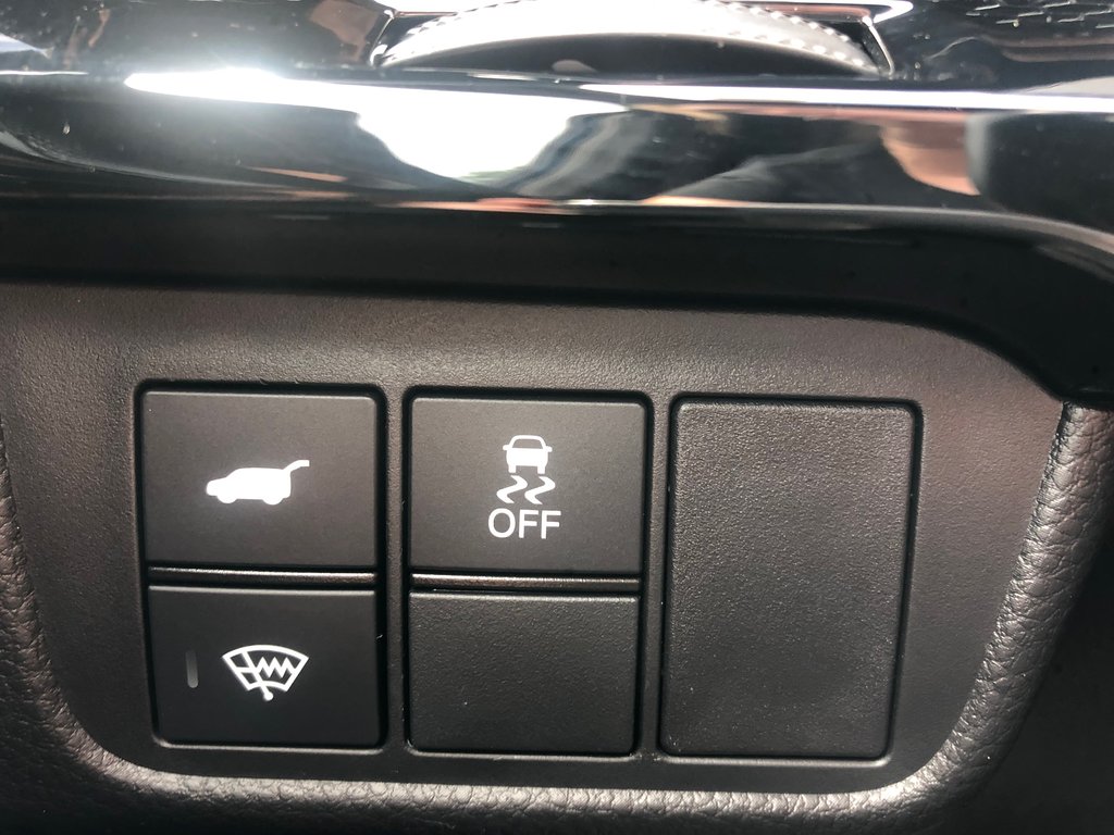 2023 Honda CR-V HYBRID Touring - Leather Seats, Reverse Camera,Push Start in COLDBROOK, Nova Scotia - 9 - w1024h768px