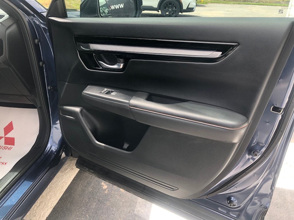 2023 Honda CR-V HYBRID Touring - Leather Seats, Reverse Camera,Push Start in COLDBROOK, Nova Scotia - 26 - w1024h768px