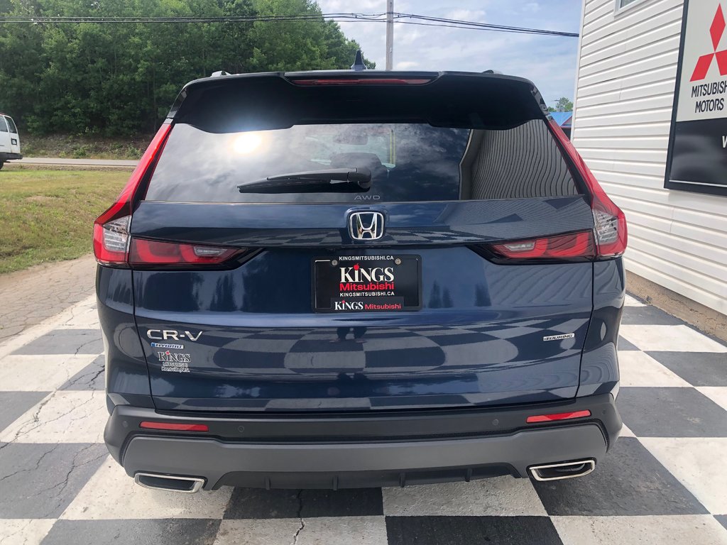 2023 Honda CR-V HYBRID Touring - Leather Seats, Reverse Camera,Push Start in COLDBROOK, Nova Scotia - 5 - w1024h768px