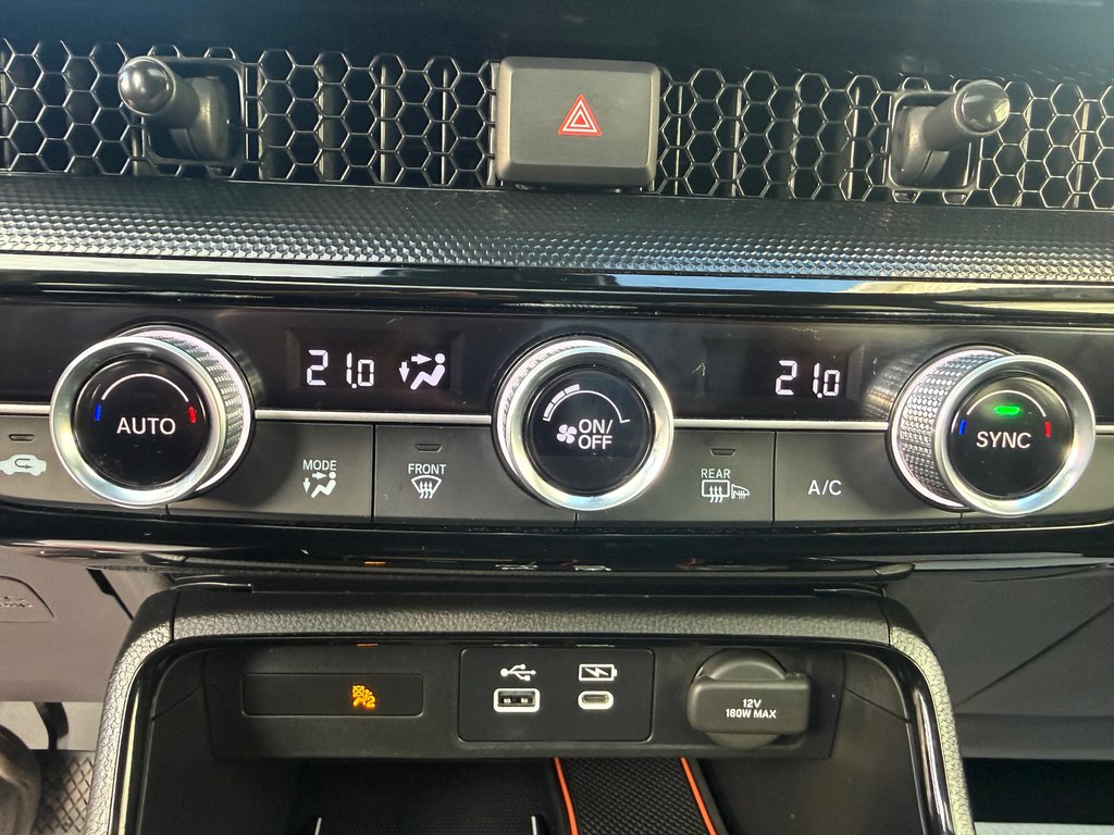 2024 Honda CR-V Hybrid Touring, hybrid, keyless entry, remote start in Kentville, Nova Scotia - 12 - w1024h768px