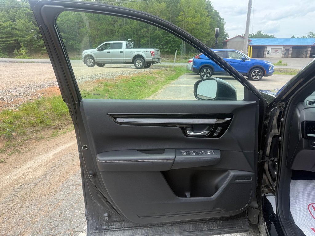 Honda CR-V HYBRID Touring, keyless entry, backup camera, Bluetooth 2025 à COLDBROOK, Nouvelle-Écosse - 7 - w1024h768px