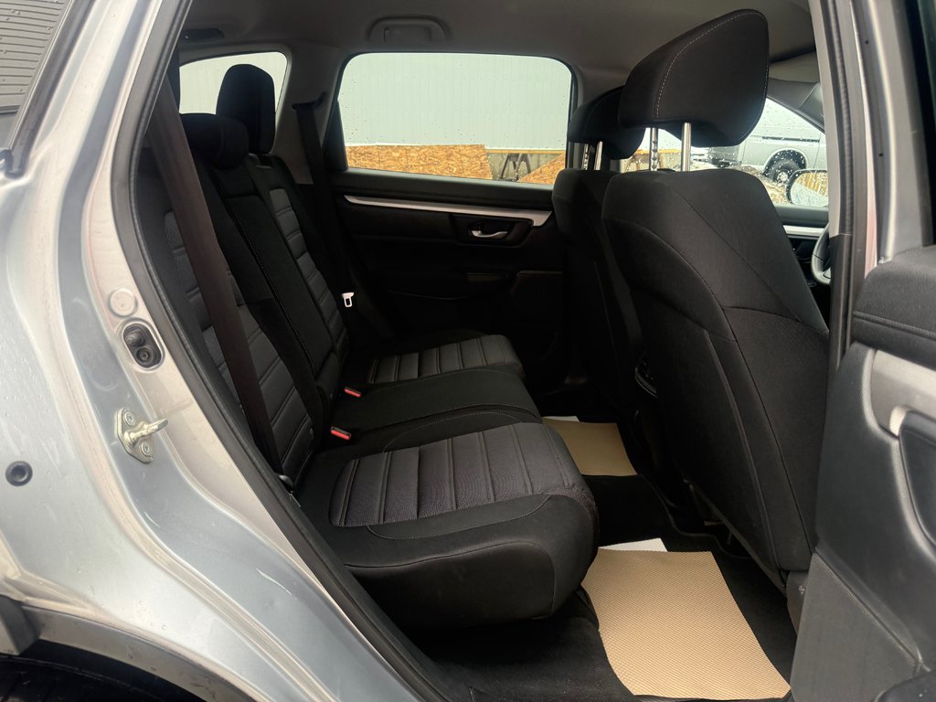 2017 Honda CR-V LX LX, keyless entry, backup camera, Bluetooth in COLDBROOK, Nova Scotia - 17 - w1024h768px