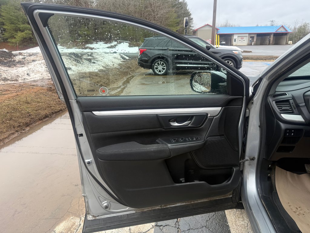 2017 Honda CR-V LX LX, keyless entry, backup camera, Bluetooth in COLDBROOK, Nova Scotia - 7 - w1024h768px