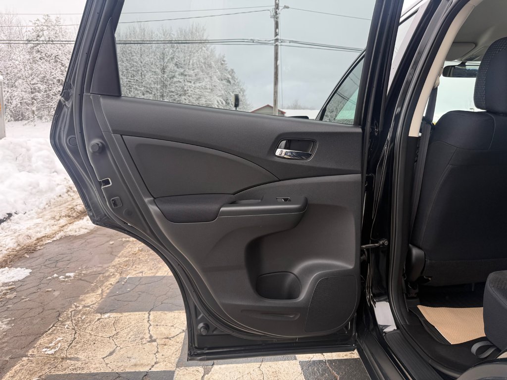 2016 Honda CR-V SE SE, keyless entry, backup camera, Bluetooth in COLDBROOK, Nova Scotia - 13 - w1024h768px