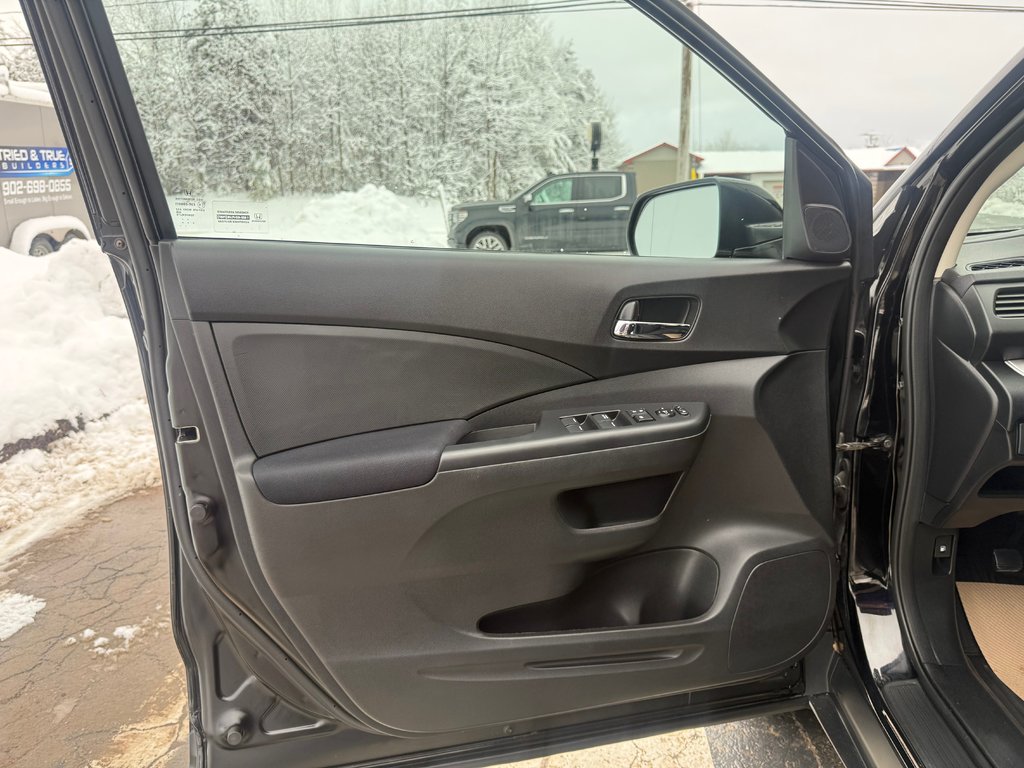 2016 Honda CR-V SE SE, keyless entry, backup camera, Bluetooth in COLDBROOK, Nova Scotia - 7 - w1024h768px