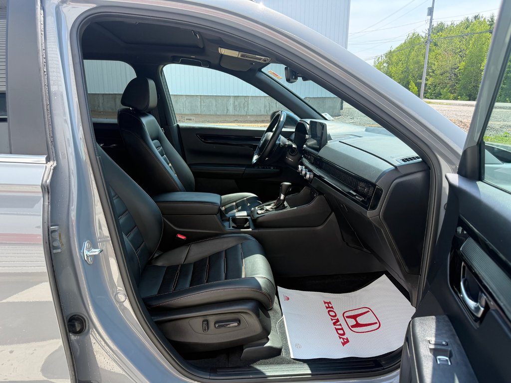 2025 Honda CR-V SPORT TOURING Touring, keyless entry, backup camera, Bluetooth in COLDBROOK, Nova Scotia - 20 - w1024h768px
