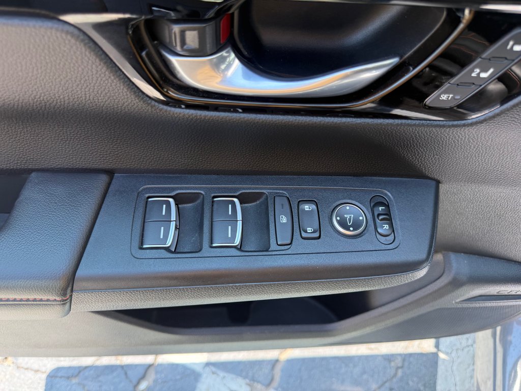 2025 Honda CR-V SPORT TOURING Touring, keyless entry, backup camera, Bluetooth in COLDBROOK, Nova Scotia - 8 - w1024h768px