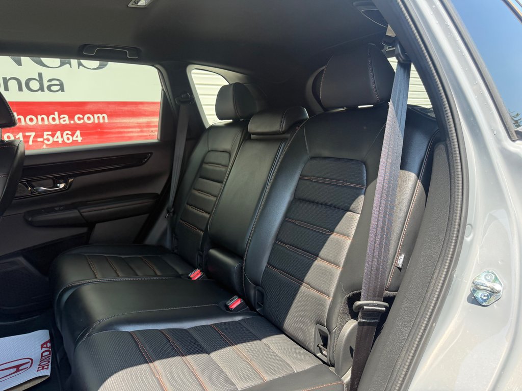 2025 Honda CR-V SPORT TOURING Touring, keyless entry, backup camera, Bluetooth in COLDBROOK, Nova Scotia - 15 - w1024h768px