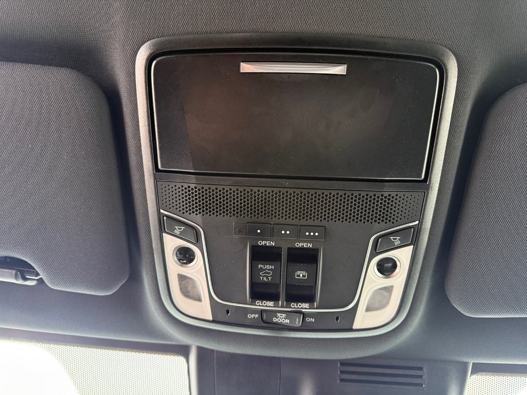 2022 Honda CR-V BLACK EDITION 4WD black edition, backup camera, Bluetooth in COLDBROOK, Nova Scotia - 13 - w1024h768px