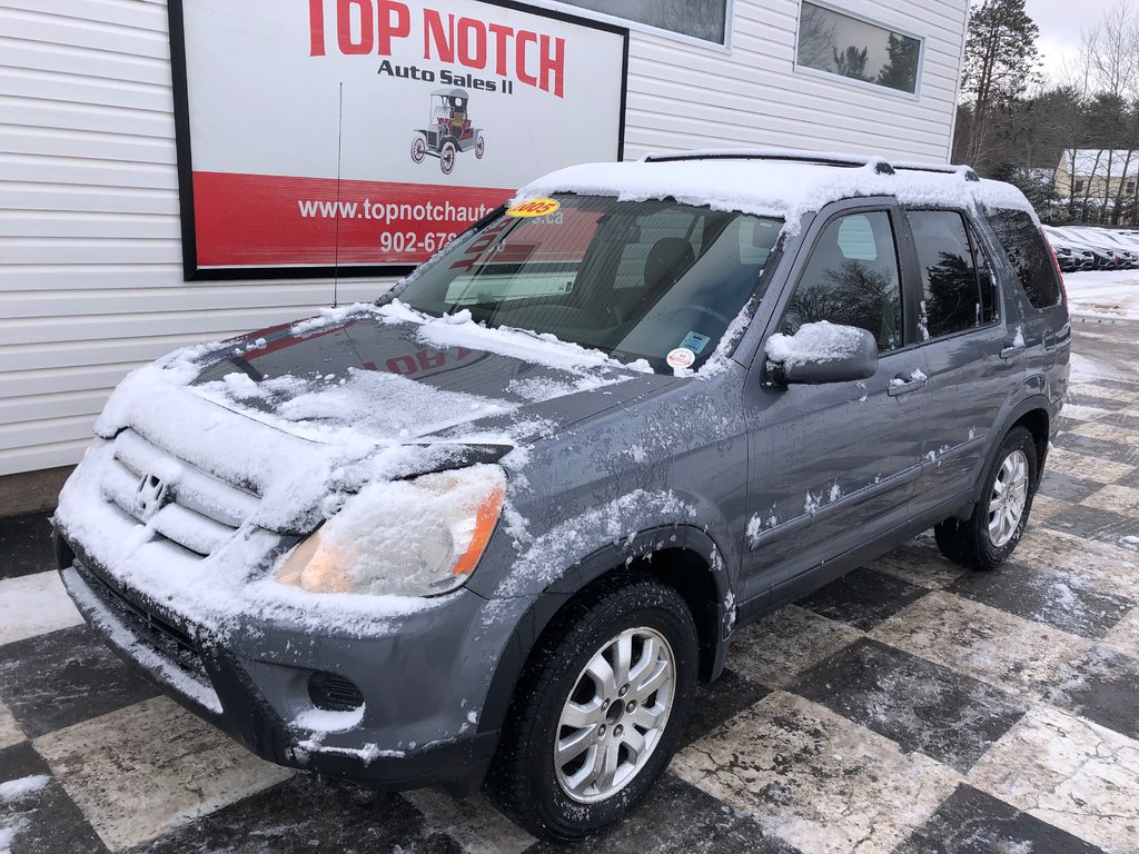 2005 Honda CR-V EX-L - sunroof, heated seats, reverse camera, a/c in COLDBROOK, Nova Scotia - 1 - w1024h768px