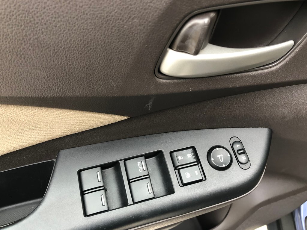 Honda CR-V EX - Reverse camera, Hands free, Sunroof 2012 à COLDBROOK, Nouvelle-Écosse - 8 - w1024h768px