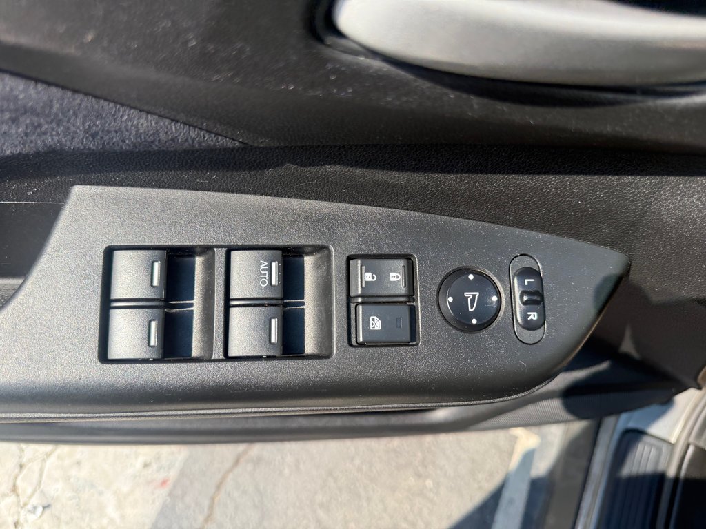 Honda CR-V EX, keyless entry, backup camera, Bluetooth 2013 à Kentville, Nouvelle-Écosse - 8 - w1024h768px