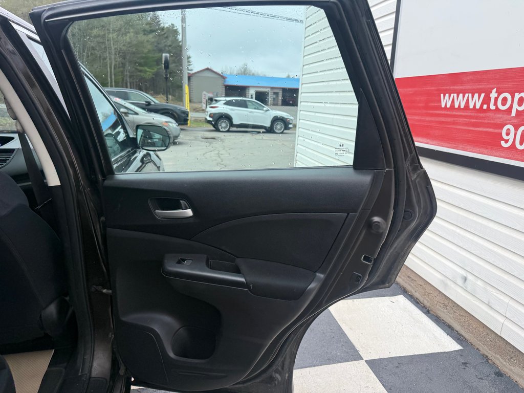 2014 Honda CR-V LX, keyless entry, backup camera, Bluetooth in COLDBROOK, Nova Scotia - 16 - w1024h768px