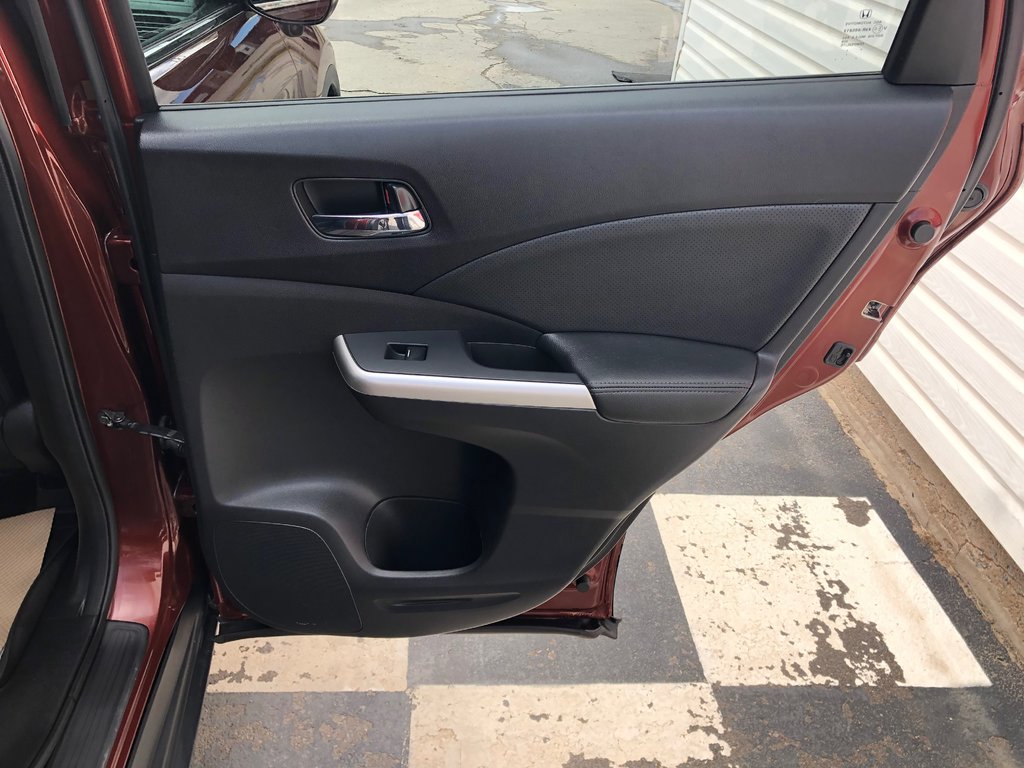 2015 Honda CR-V Touring - sunroof, power and heated seats, cruise in COLDBROOK, Nova Scotia - 28 - w1024h768px