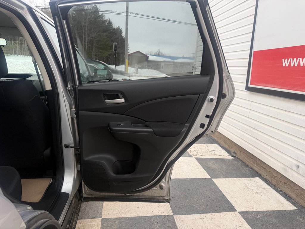 Honda CR-V LX, keyless entry, backup camera, Bluetooth 2015 à COLDBROOK, Nouvelle-Écosse - 16 - w1024h768px