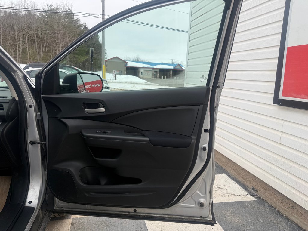 Honda CR-V LX, keyless entry, backup camera, Bluetooth 2015 à COLDBROOK, Nouvelle-Écosse - 18 - w1024h768px