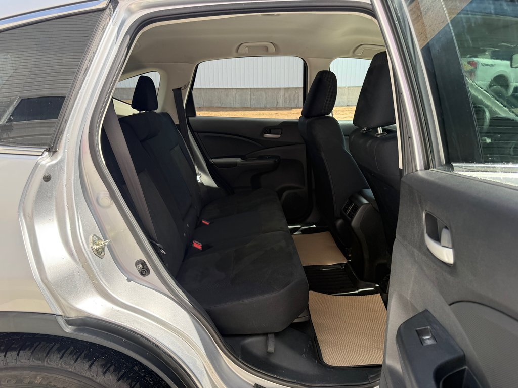 2015 Honda CR-V LX, keyless entry, backup camera, Bluetooth in Kentville, Nova Scotia - 17 - w1024h768px