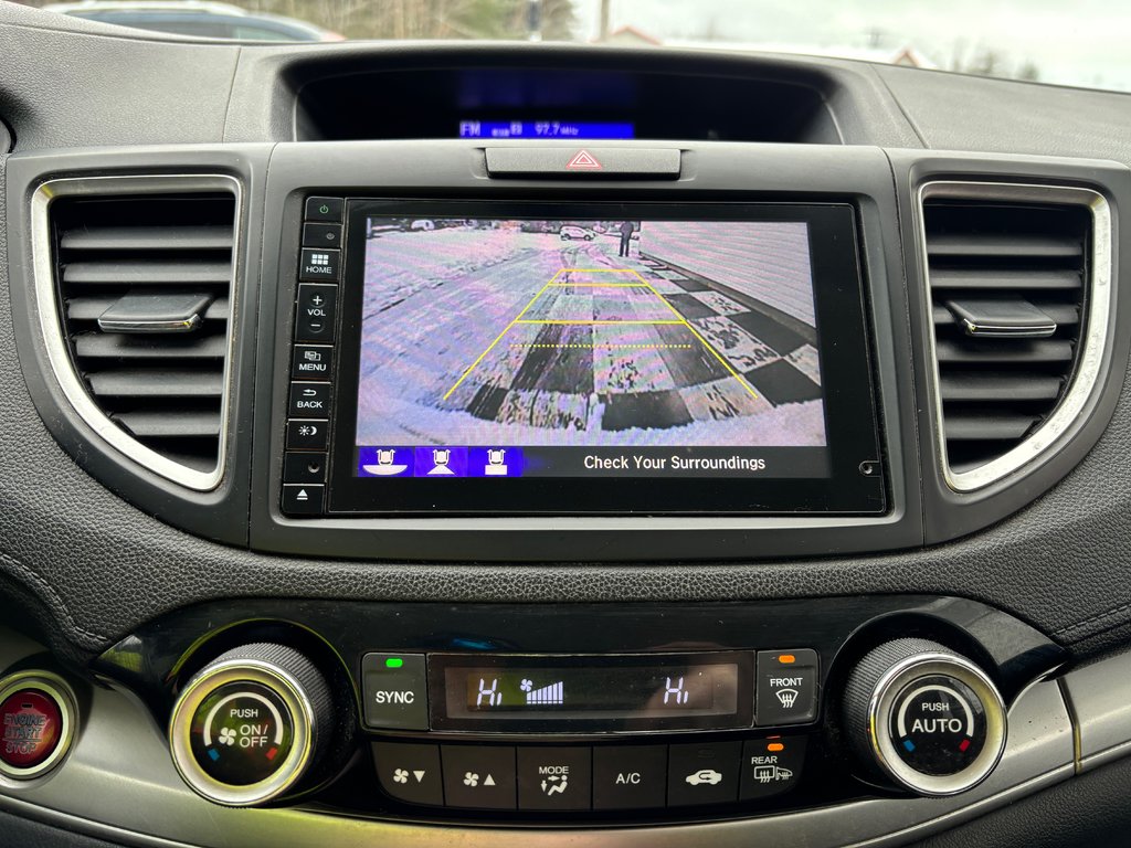 2016 Honda CR-V EX - sunroof, reverse camera, heated seats, a/c in COLDBROOK, Nova Scotia - 12 - w1024h768px