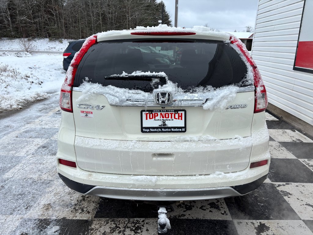 2016 Honda CR-V EX - sunroof, reverse camera, heated seats, a/c in COLDBROOK, Nova Scotia - 5 - w1024h768px